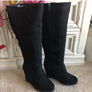 Torrid black boots!